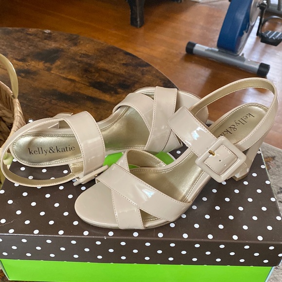 Straps Sandals worn once - Picture 1 of 2